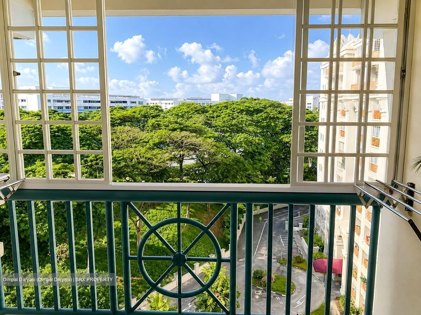 Melville Park (D18), Condominium #558917061